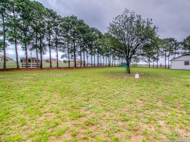 213 BLUEBONNET RDG, La Vernia, TX 78121