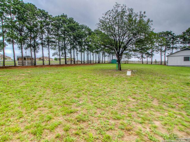 213 BLUEBONNET RDG, La Vernia, TX 78121