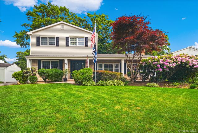 70 Birch Street, Lake Grove, NY 11755