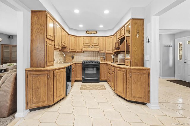 70 Birch Street, Lake Grove, NY 11755