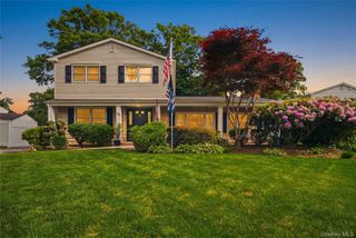 70 Birch Street, Lake Grove, NY 11755