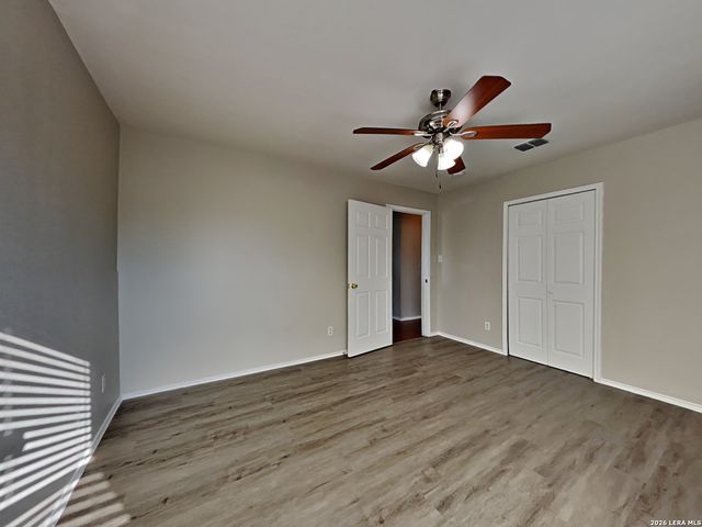 419 Cardinal Way, San Antonio, TX 78253