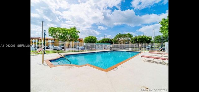 15701 SW 137th Avenue 204, Miami, FL 33177