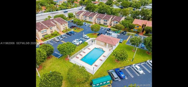 15701 SW 137th Avenue 204, Miami, FL 33177