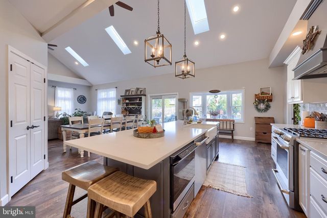 975 MARTIN AVE, Ephrata, PA 17522