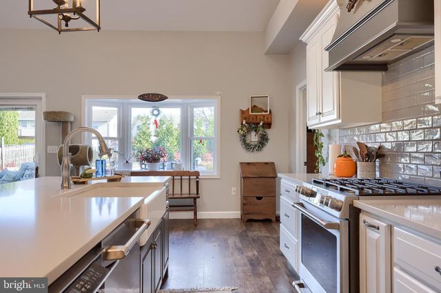 975 MARTIN AVE, Ephrata, PA 17522