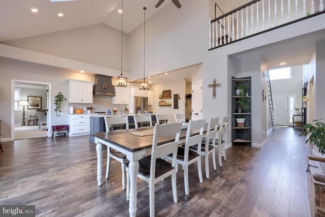 975 MARTIN AVE, Ephrata, PA 17522