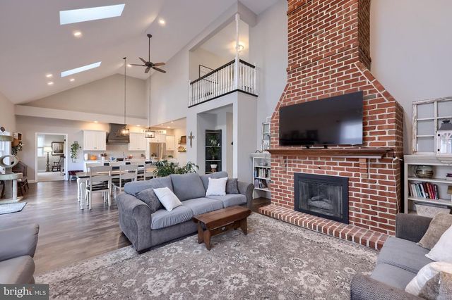 975 MARTIN AVE, Ephrata, PA 17522