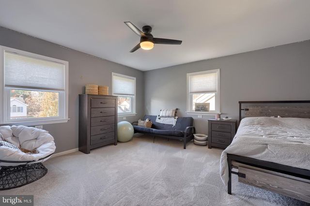 975 MARTIN AVE, Ephrata, PA 17522