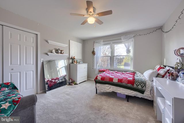 975 MARTIN AVE, Ephrata, PA 17522