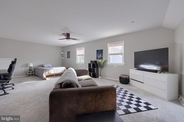 975 MARTIN AVE, Ephrata, PA 17522