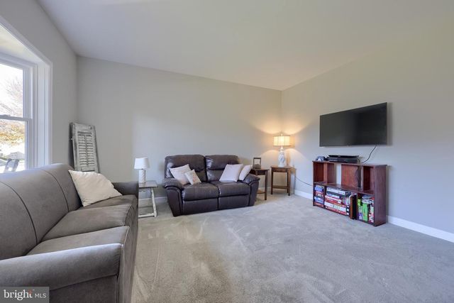 975 MARTIN AVE, Ephrata, PA 17522