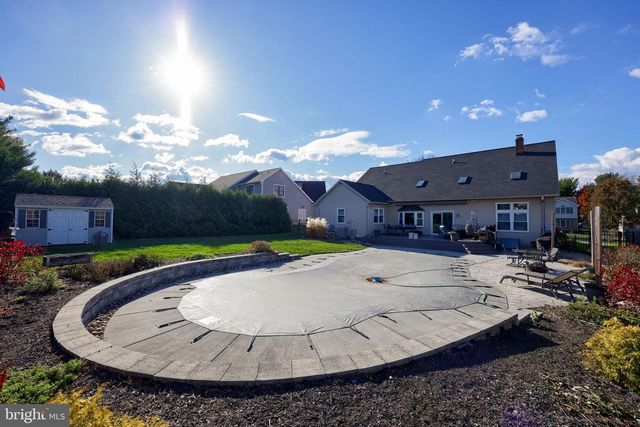 975 MARTIN AVE, Ephrata, PA 17522