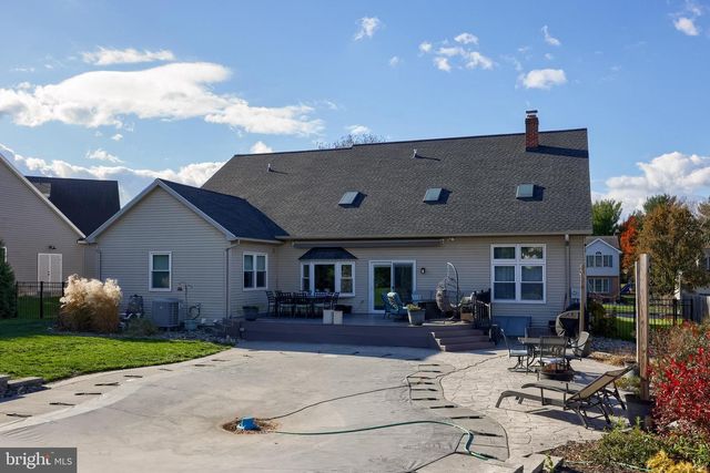 975 MARTIN AVE, Ephrata, PA 17522