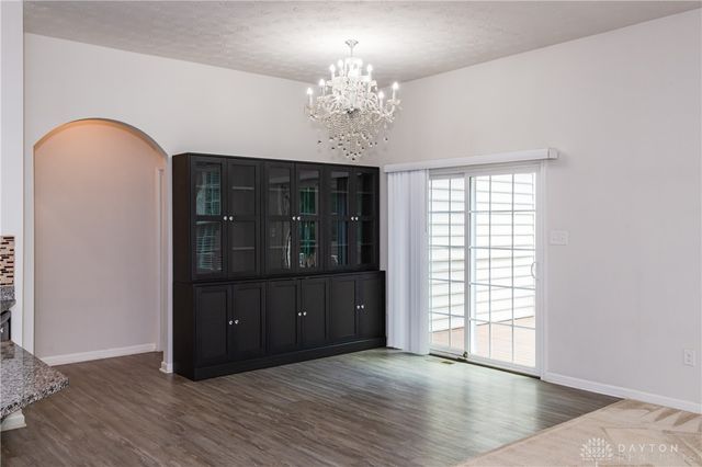 1735 Spring Meadows Drive, Beavercreek Twp, OH 45385