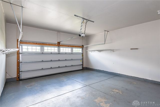 1735 Spring Meadows Drive, Beavercreek Twp, OH 45385