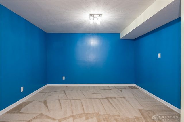 1735 Spring Meadows Drive, Beavercreek Twp, OH 45385