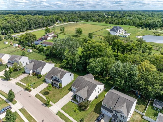 1735 Spring Meadows Drive, Beavercreek Twp, OH 45385