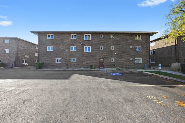 9008 W 140th Street 2B, Orland Park, IL 60462
