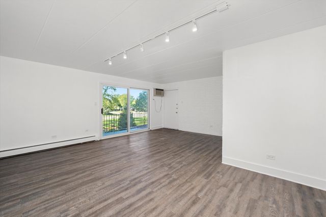 9008 W 140th Street 2B, Orland Park, IL 60462