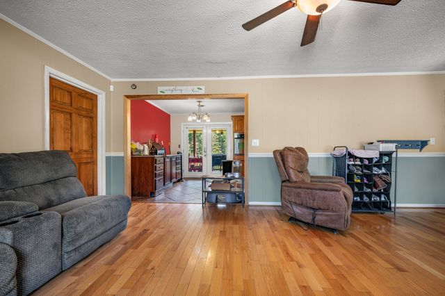 298 Langford Rd, Waverly, TN 37185