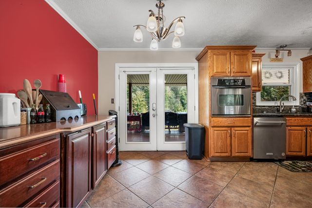 298 Langford Rd, Waverly, TN 37185