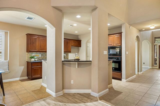 801 Zappa DR, Cedar Park, TX 78613