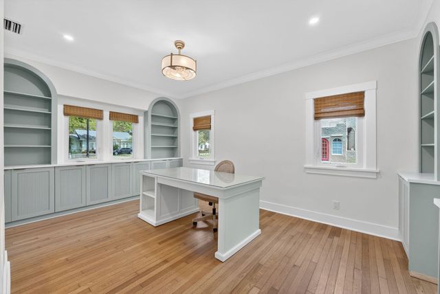 400 NE 5th Avenue, Pompano Beach, FL 33060