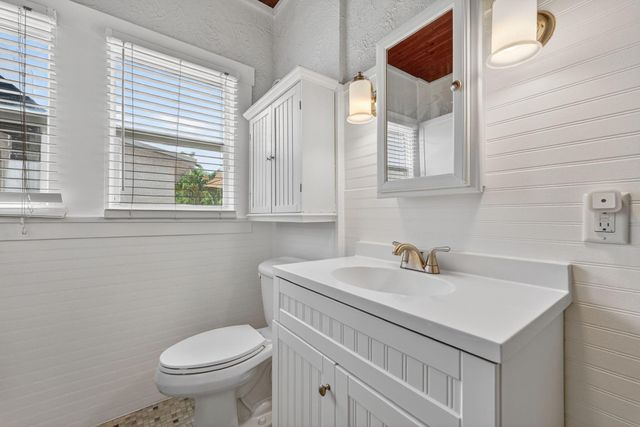 400 NE 5th Avenue, Pompano Beach, FL 33060