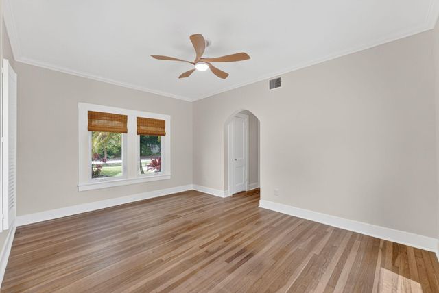 400 NE 5th Avenue, Pompano Beach, FL 33060