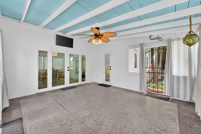 400 NE 5th Avenue, Pompano Beach, FL 33060
