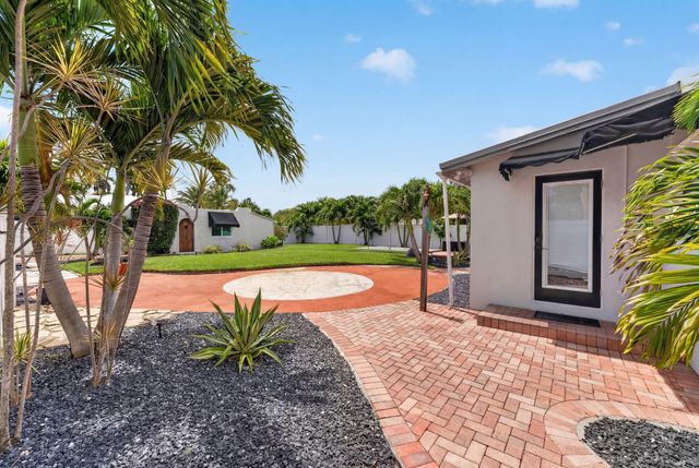 400 NE 5th Avenue, Pompano Beach, FL 33060