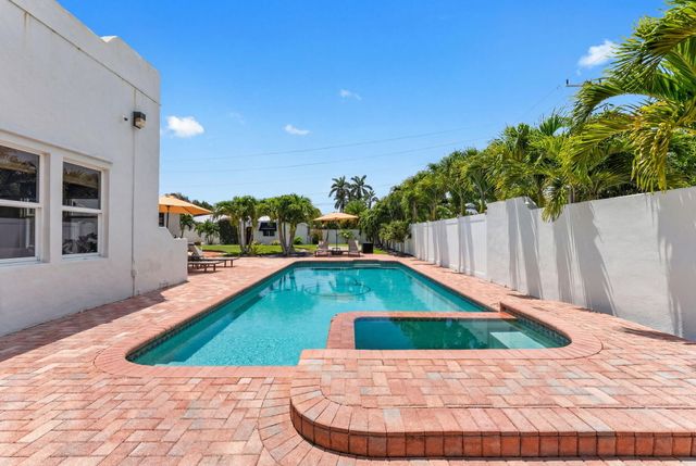 400 NE 5th Avenue, Pompano Beach, FL 33060