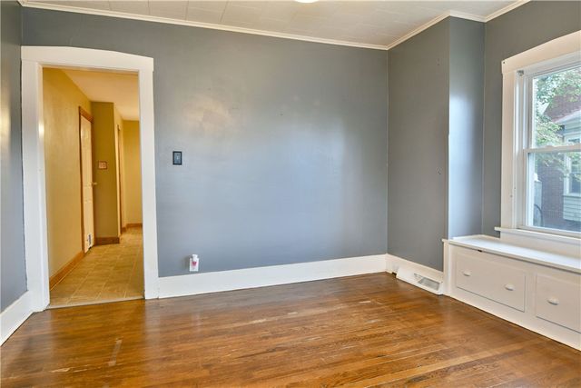 1107 W Ridge Ave, Sharpsville, PA 16150