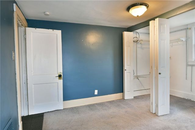 1107 W Ridge Ave, Sharpsville, PA 16150