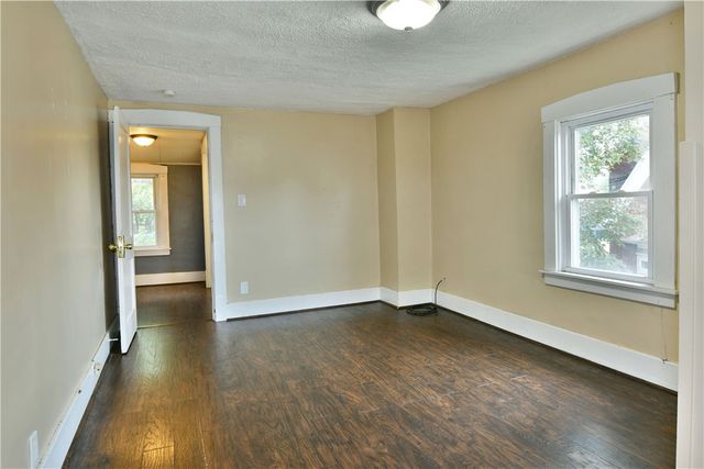 1107 W Ridge Ave, Sharpsville, PA 16150