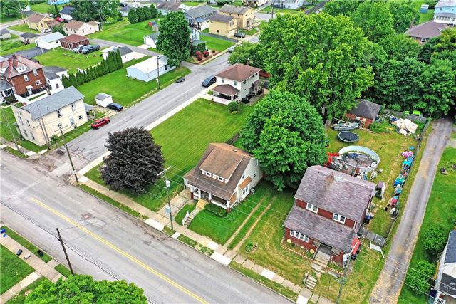 1107 W Ridge Ave, Sharpsville, PA 16150