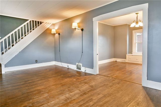 1107 W Ridge Ave, Sharpsville, PA 16150