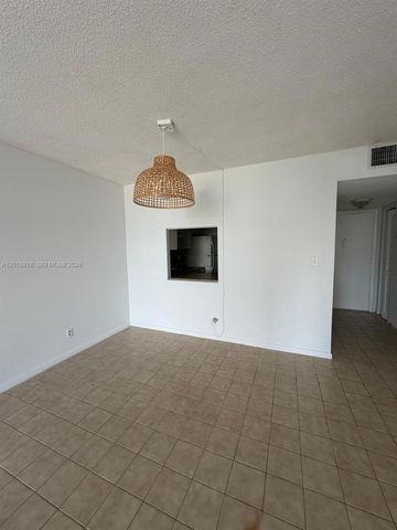 1817 S Ocean Dr 319, Hallandale Beach, FL 33009