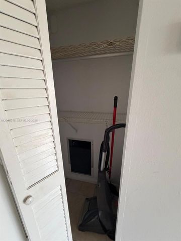 1817 S Ocean Dr 319, Hallandale Beach, FL 33009
