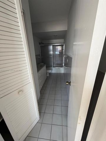 1817 S Ocean Dr 319, Hallandale Beach, FL 33009