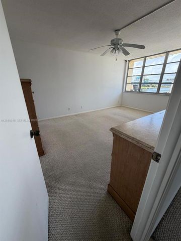 1817 S Ocean Dr 319, Hallandale Beach, FL 33009