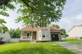 615 Doane Dr, Clarksville, TN 37042