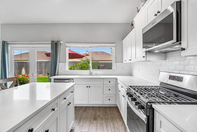 6239 E Fedora Avenue, Fresno, CA 93727