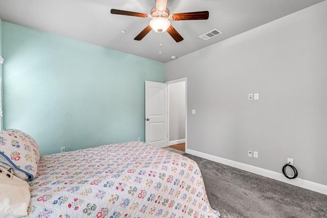 6239 E Fedora Avenue, Fresno, CA 93727