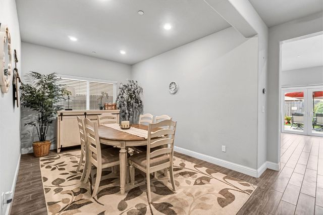 6239 E Fedora Avenue, Fresno, CA 93727