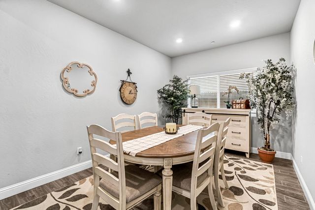 6239 E Fedora Avenue, Fresno, CA 93727