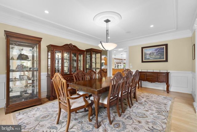 370 EAGLE HILL RD, Pasadena, MD 21122