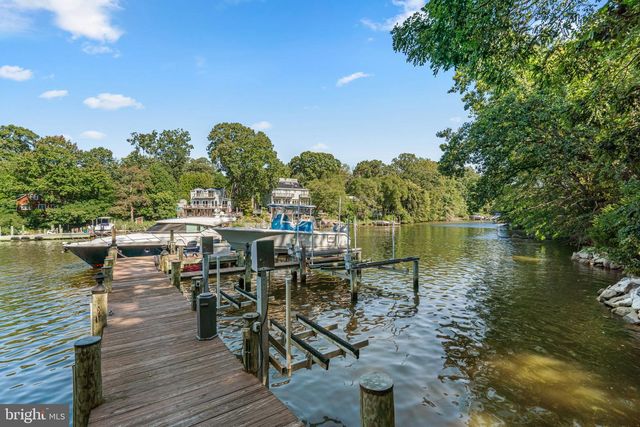 370 EAGLE HILL RD, Pasadena, MD 21122