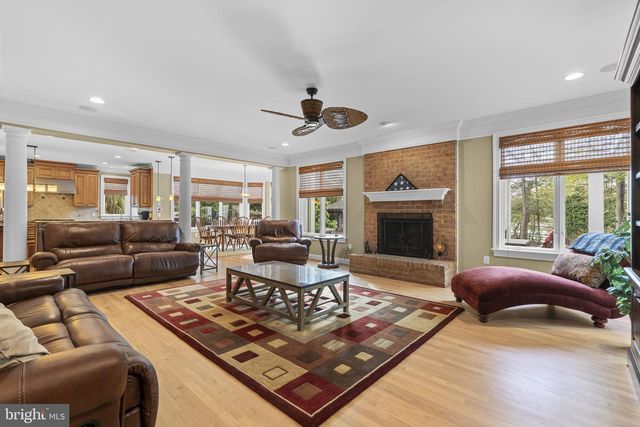 370 EAGLE HILL RD, Pasadena, MD 21122